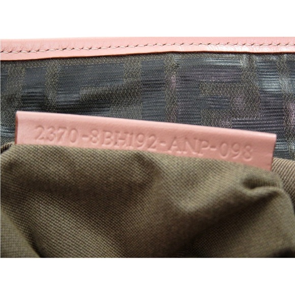 Fendi Light Pink Tote Bag - Picture 15 of 16